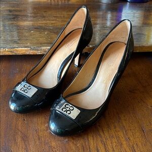 Coach Vtg Black Patent Leather Pump & Silver  Tone Signature C Buckle Women‎ 7.5